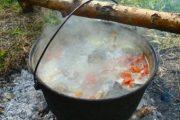 Рецепт ухи на костре